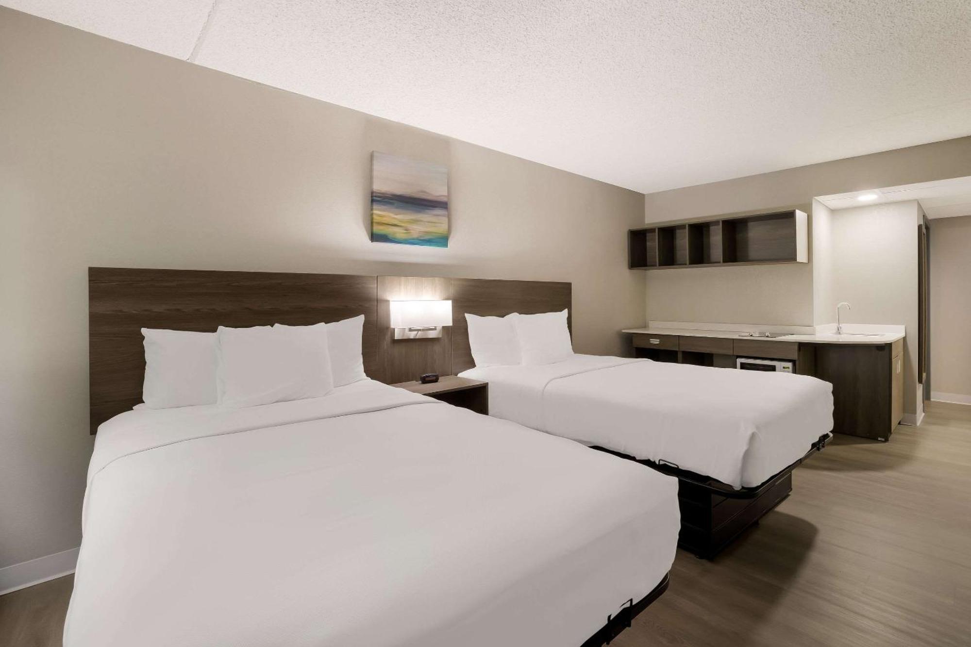 Suburban Studios Milwaukee Airport Екстер'єр фото