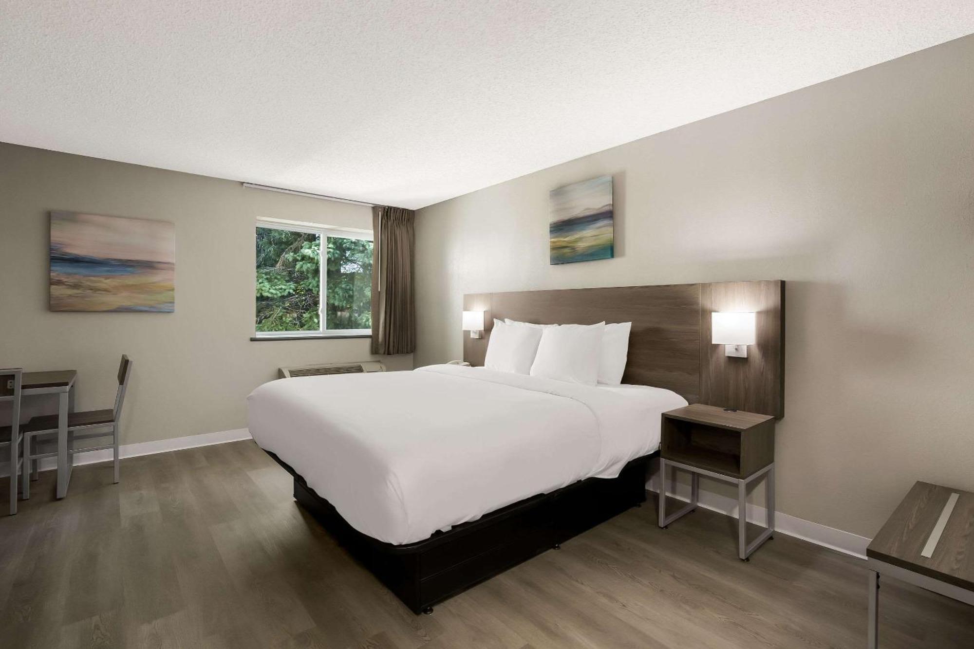Suburban Studios Milwaukee Airport Екстер'єр фото