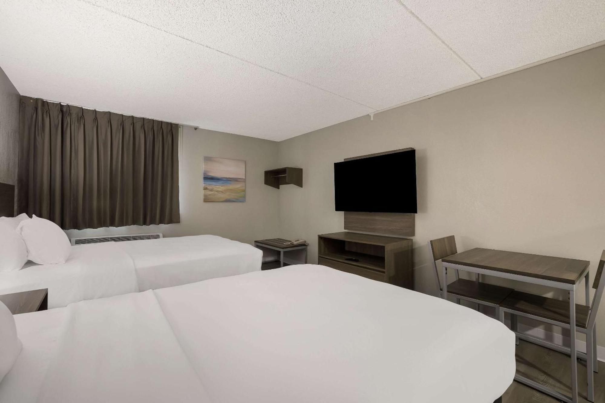 Suburban Studios Milwaukee Airport Екстер'єр фото